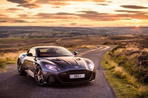 Английский купе Aston Martin DBS Superleggera