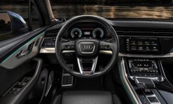 Audi Q7 фото