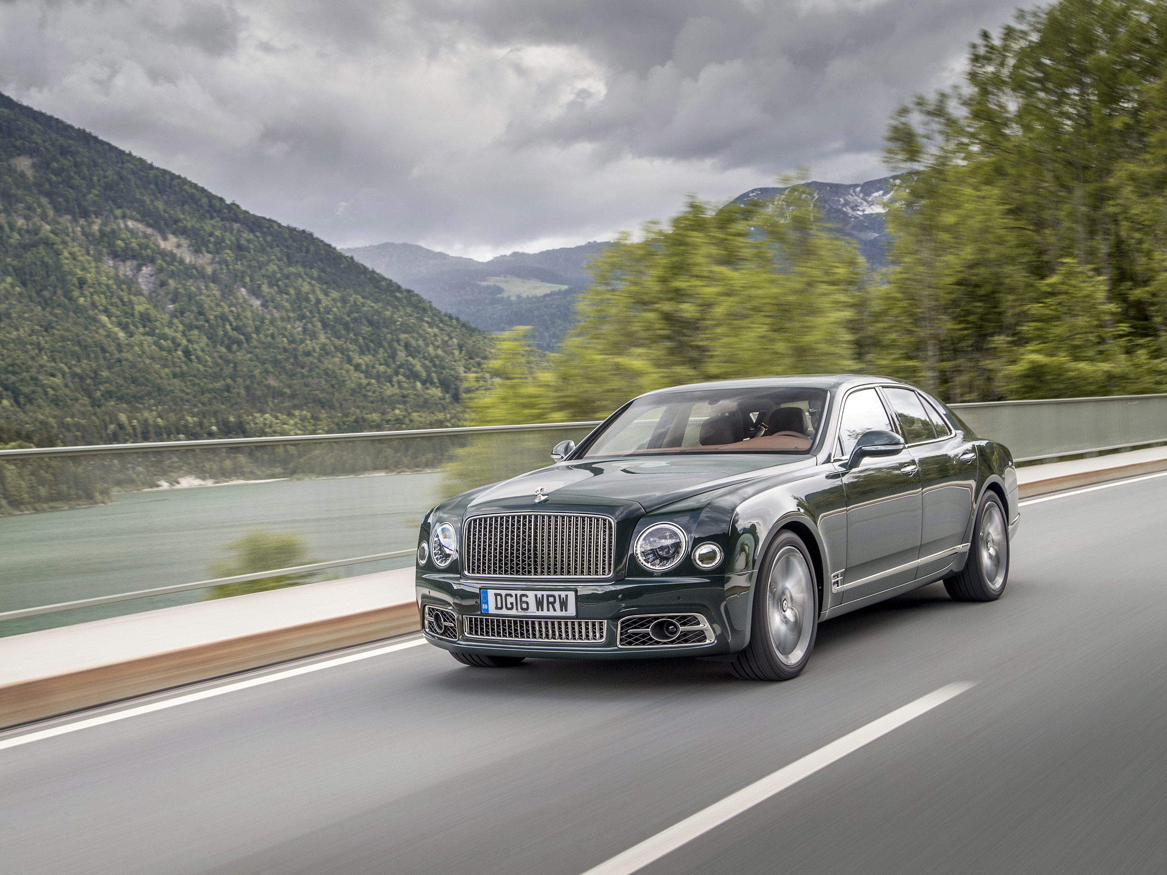 Bentley Mulsanne Red