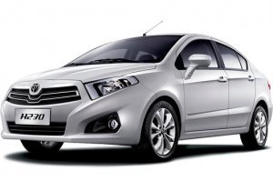 Brilliance H230 седан вид спереди