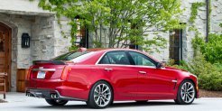 Cadillac CTS-V седан