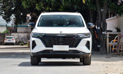 Dongfeng AX7 фото