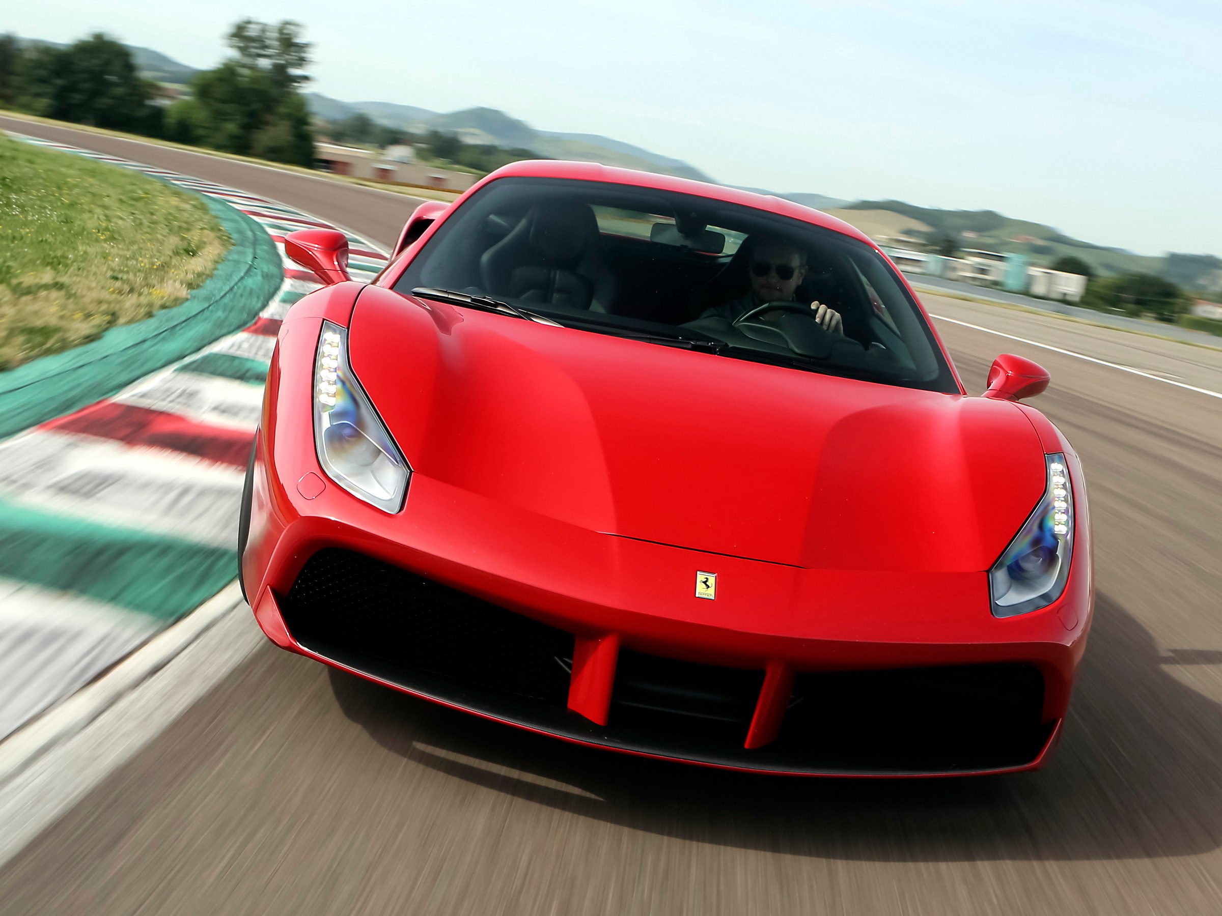 Феррари f488