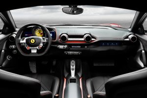 Тест-драйв Ferrari 812 Superfast
