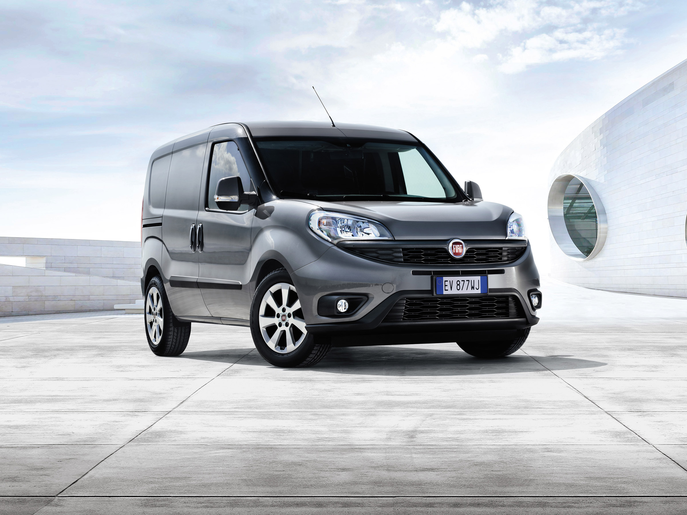 FIAT Doblo Cargo 2024 - фото в новом кузове, фото салона и интерьера