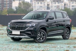 Китайский кроссовер Forthing T5