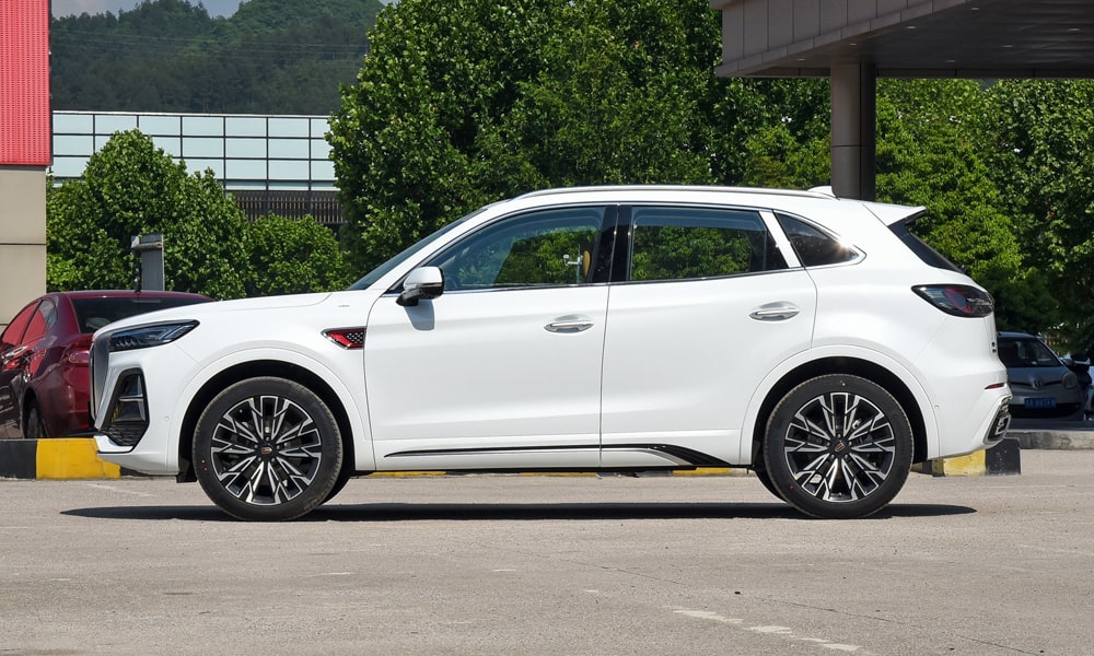 Hongqi hs5 2022. Hongqi hs5 фото. Faw hongqi crossover. хунцы кроссовер hs5. Faw hs5.