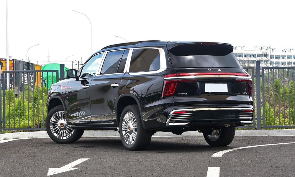 Hongqi LS7 2025 - фото в новом кузове, фото салона и интерьера