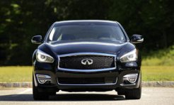 Infiniti Q70 фото