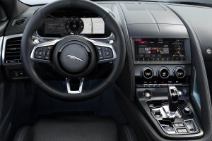 Тест-драйв Jaguar F-Type купе