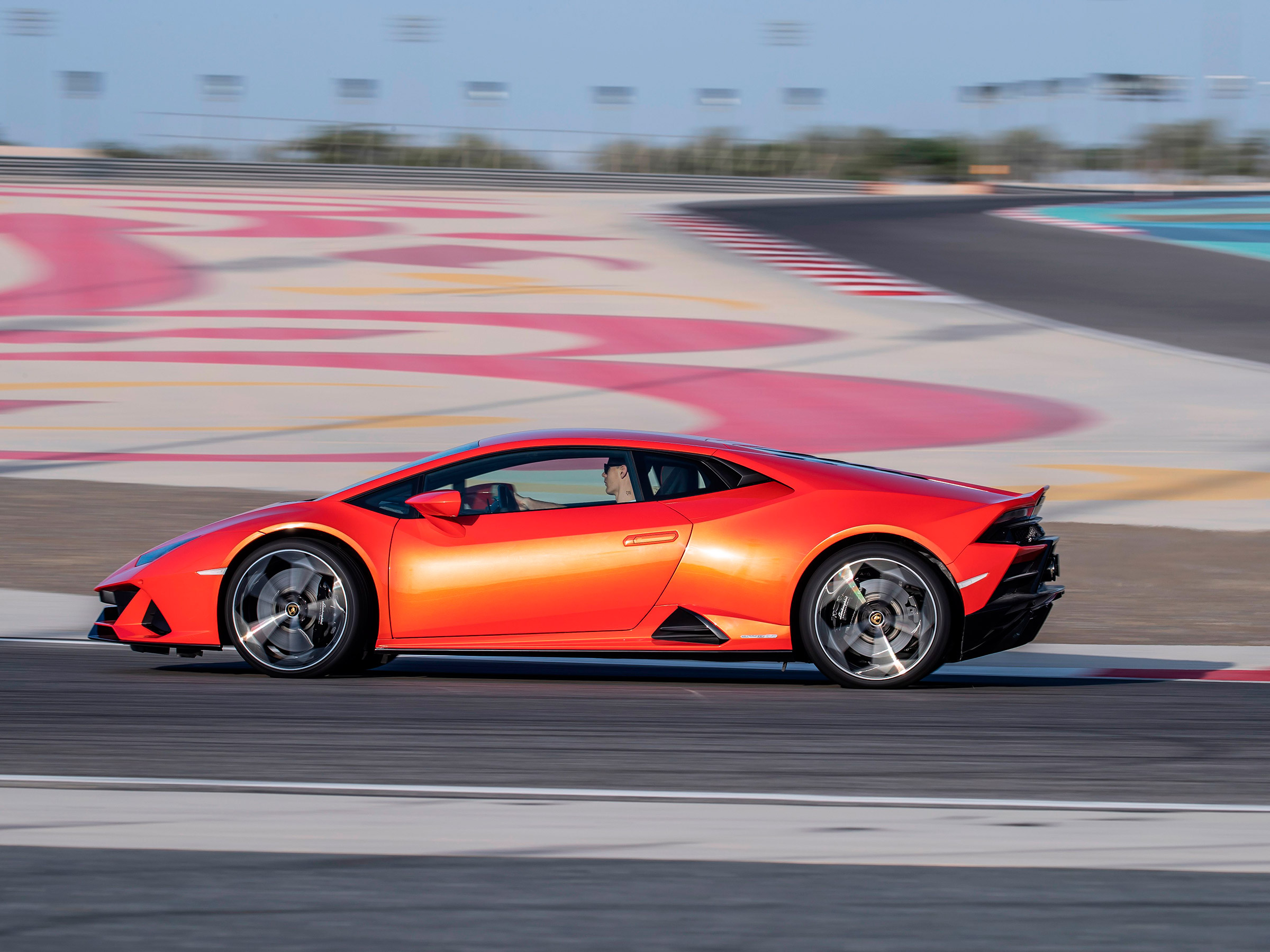 Сабвуфер хуракан. Lamborghini Huracan EVO 2020. Ламборгини Хуракан Эво 2019. Lamborghini Huracan EVO 2023. Фото Ламборгини Хуракан 2014.