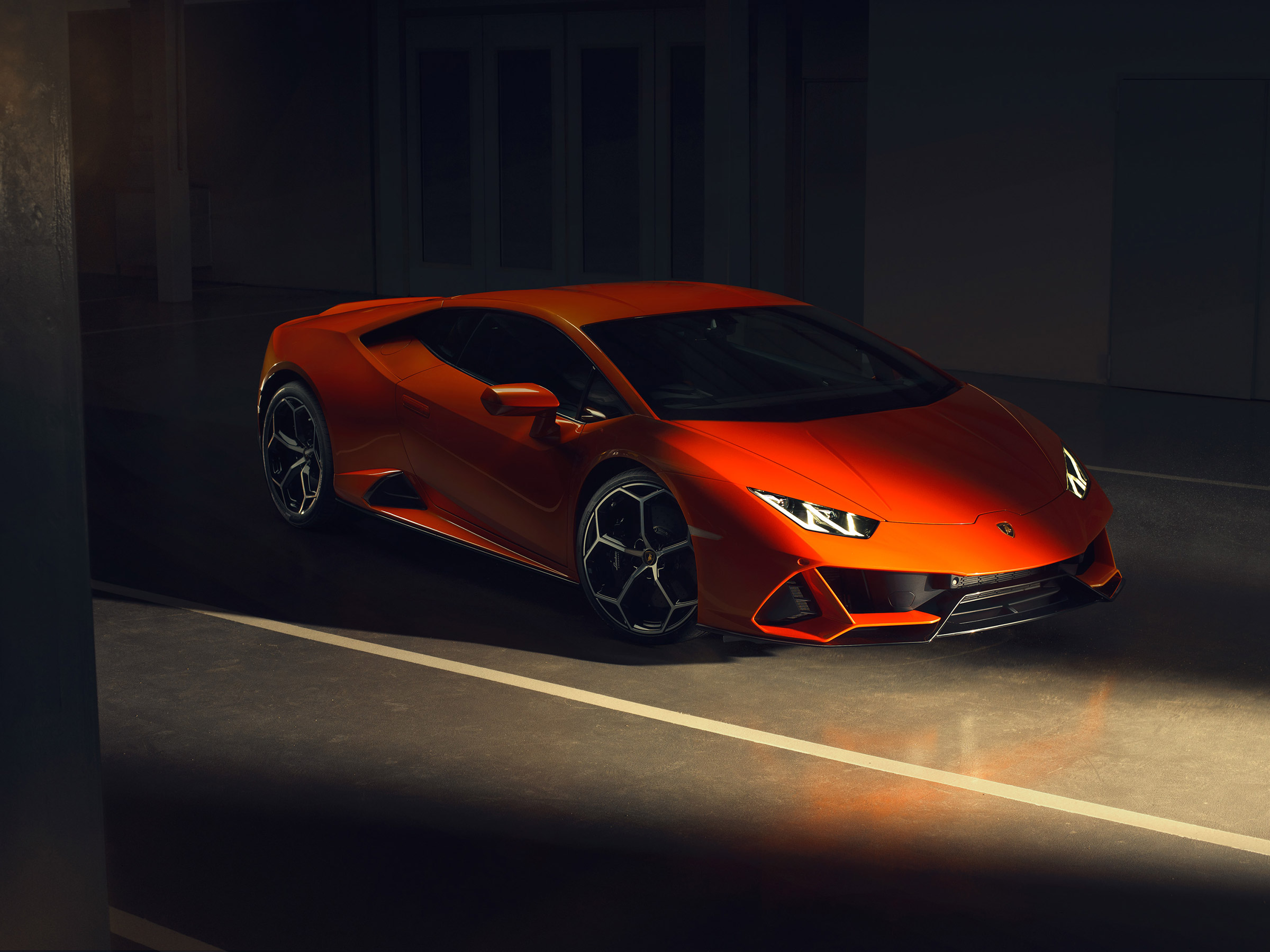 Ламборджини Хуракан Эво оранжевая. Lamborghini Huracan EVO оранжевый. Ламборджини Хуракан 2019. Хуракан Эво 2019.