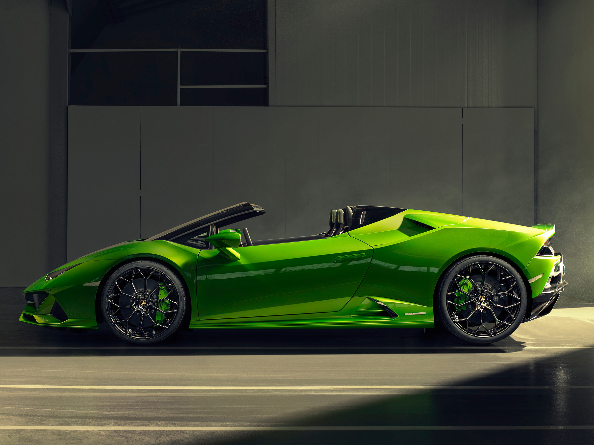 Lamborghini Huracan EVO RWD Spyder