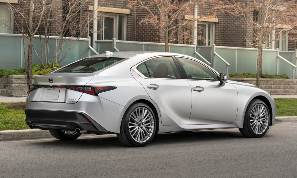 Lexus LM 300h 2020