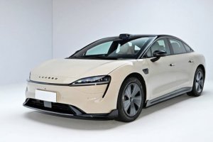 Китайский седан Luxeed S7