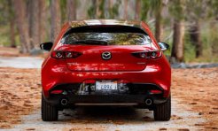 Mazda 3 хэтчбек