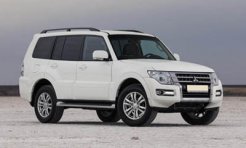 Mitsubishi Pajero фото