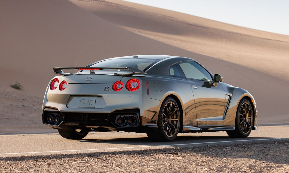 Nissan gt r 2019