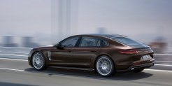 Porsche Panamera 4