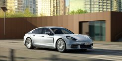 Porsche Panamera 4