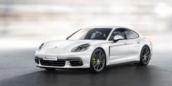 Porsche Panamera 4 E-Hybrid