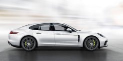 Porsche Panamera 4 E-Hybrid