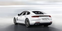 Porsche Panamera 4 E-Hybrid