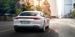 Porsche Panamera 4 E-Hybrid