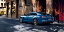 Porsche Panamera 4S