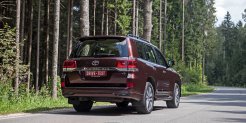 Toyota Land Cruiser 200