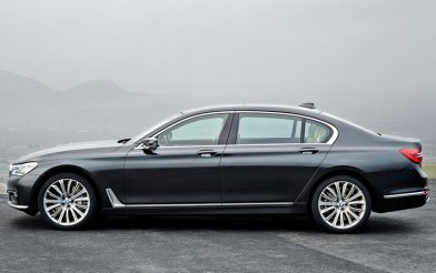 BMW 750Li xDrive (G12)