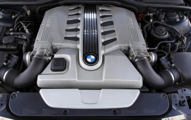 BMW 760Li (E66)