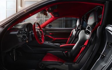 Porsche 911 GT2 RS Weissach (991.2)