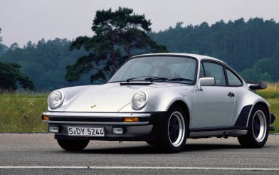 Porsche 911 Turbo 3.3 Coupe (930)