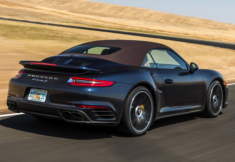 Порше 911 турбо s 2022 кабриолет