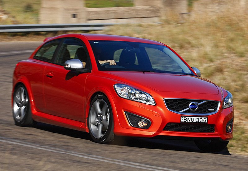 Volvo C30 T5 R-Design 2011: характеристики, цена, фото