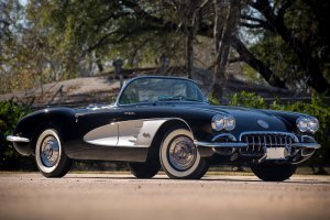 Chevrolet Corvette V8 (C1)