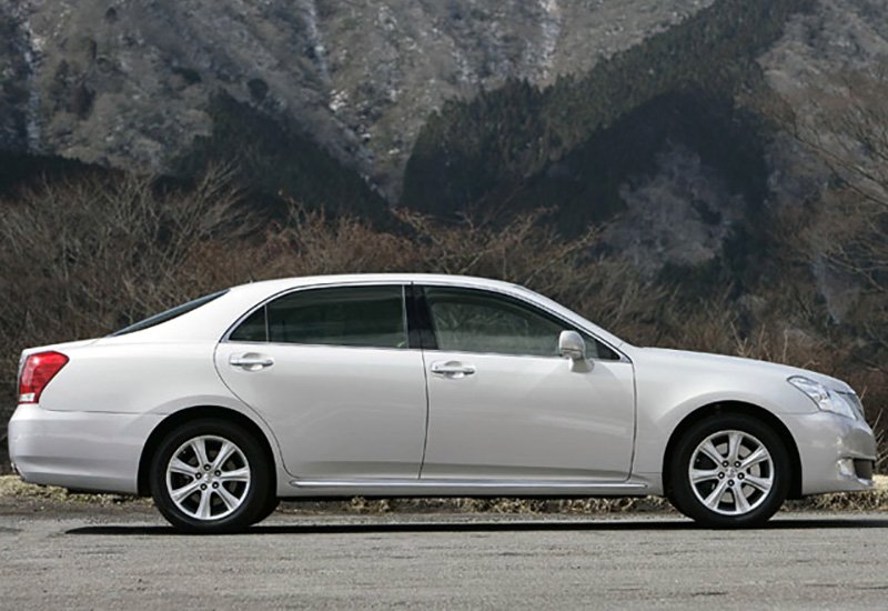 Toyota crown majesta характеристики