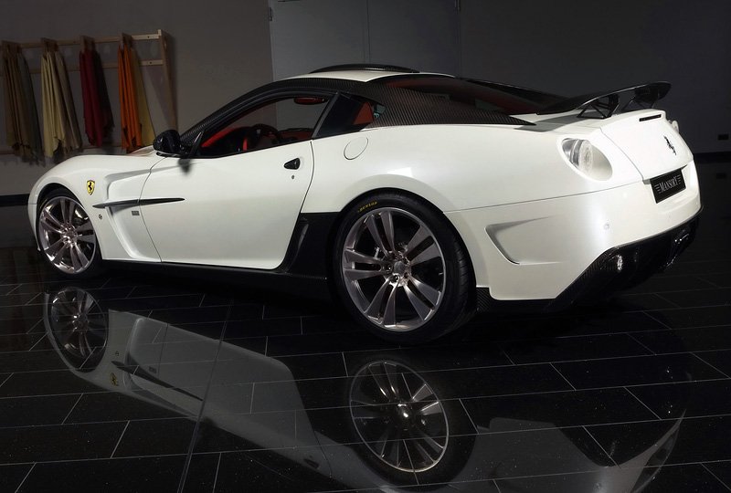 Ferrari 599 GTB Fiorano белая