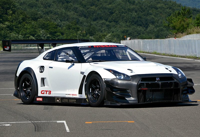 Nissan GT-R Nismo GT3 2013: характеристики, цена, фото