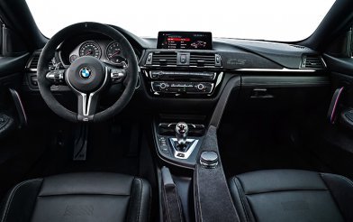 BMW M4 CS (F82)
