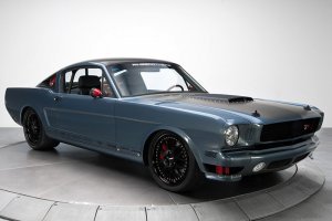 Ford Mustang 1966 Ringbrothers Bail Out