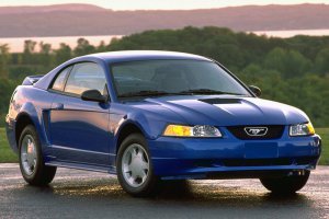 Обзор 2000 Ford Mustang SVT Cobra R