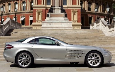 Mercedes-Benz SLR McLaren