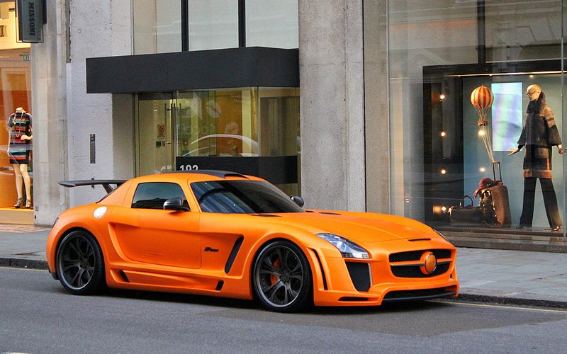 Мерседес SLS AMG оранжевый