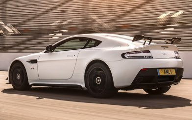 Aston Martin V12 Vantage AMR
