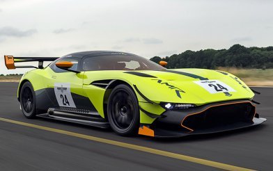 Aston Martin Vulcan AMR Pro